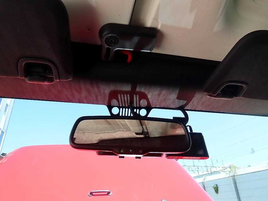 Jeep Wrangler — photo 15