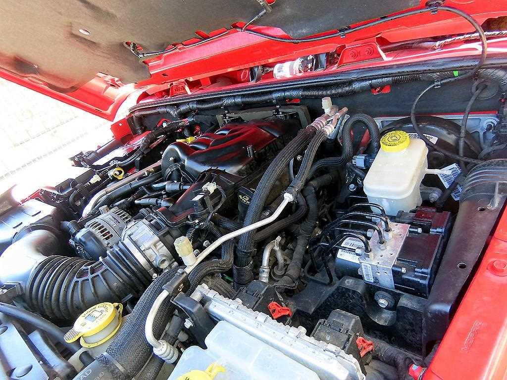 Jeep Wrangler — photo 17