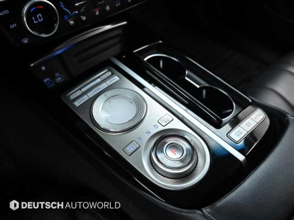 Genesis G80 — photo 08