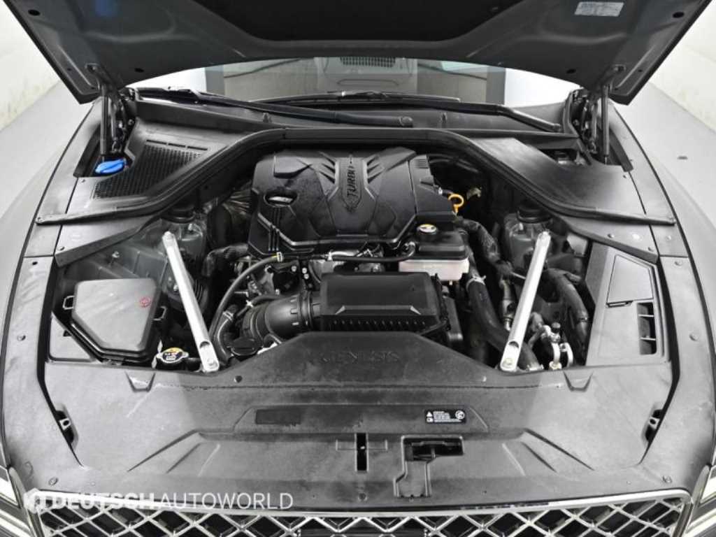 Genesis G80 — photo 09