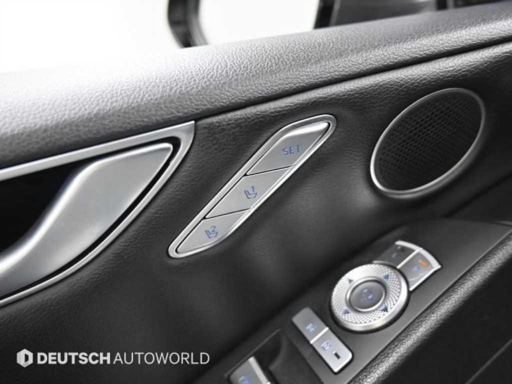 Genesis G80 — photo 14
