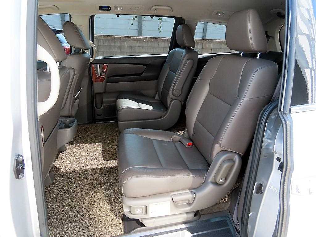 Honda Odyssey — photo 06
