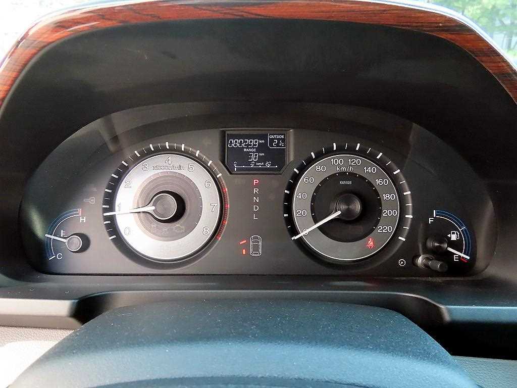 Honda Odyssey — photo 10