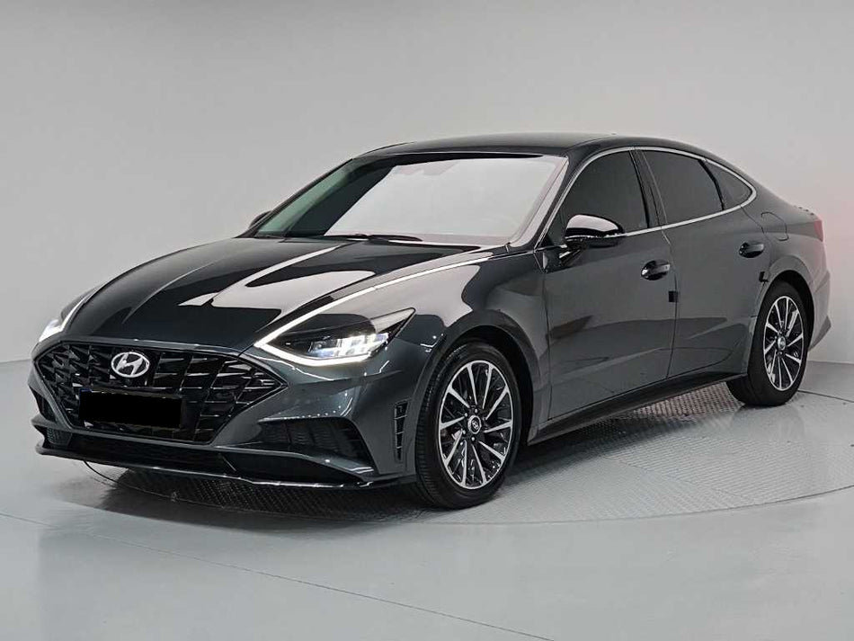 Hyundai Sonata — photo 01
