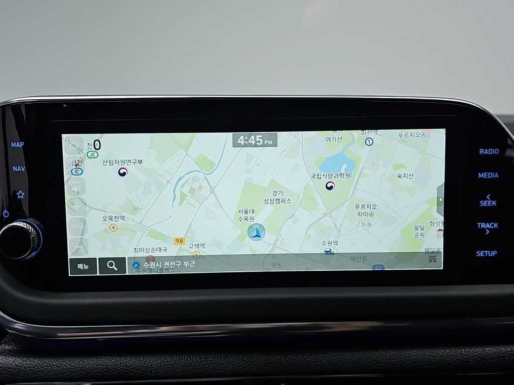 Hyundai Sonata — photo 15