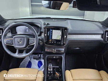 Volvo XC40 — photo 07