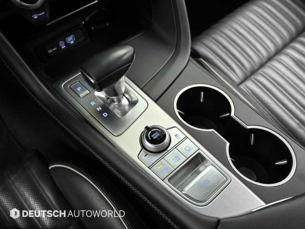 Genesis G70 — photo 09