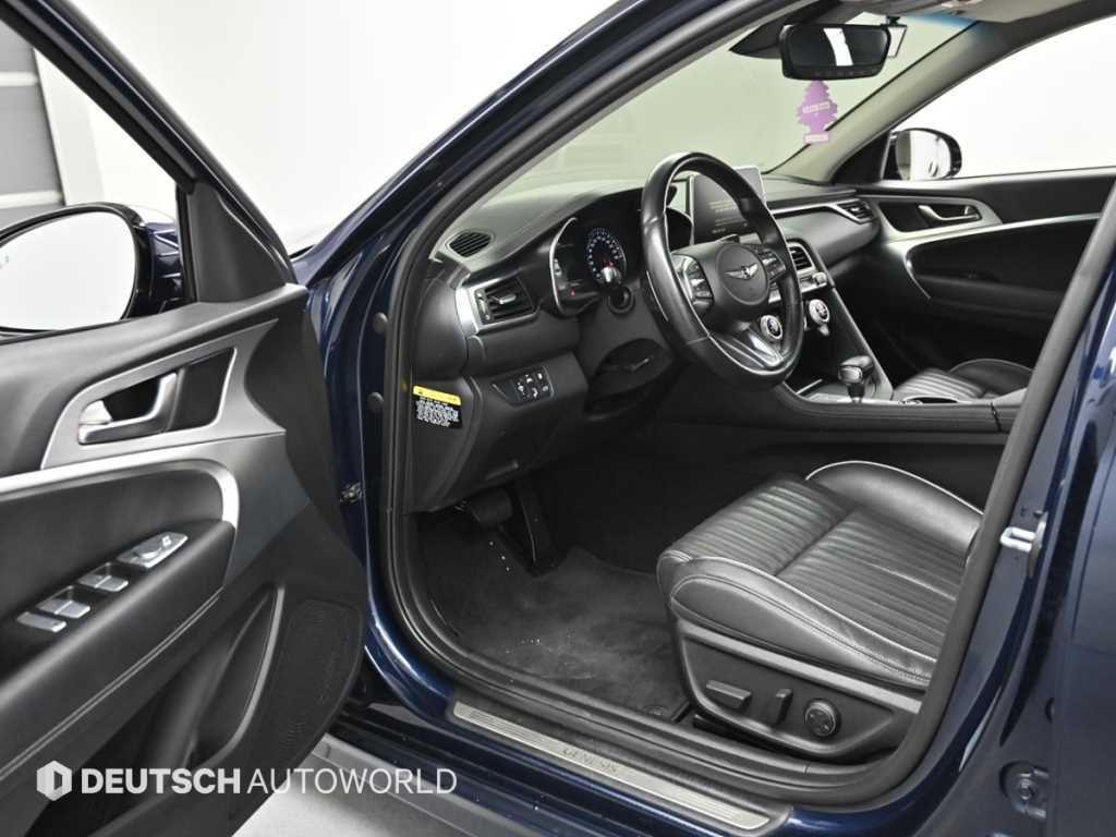 Genesis G70 — photo 11