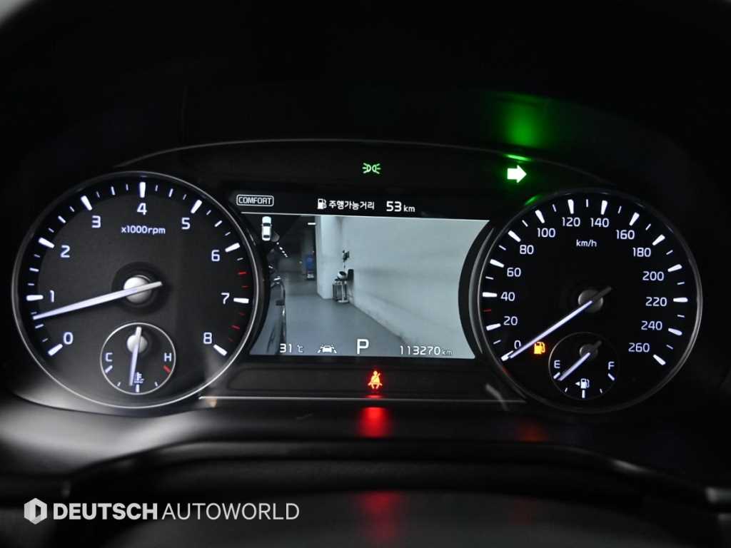 Kia K9 — photo 08