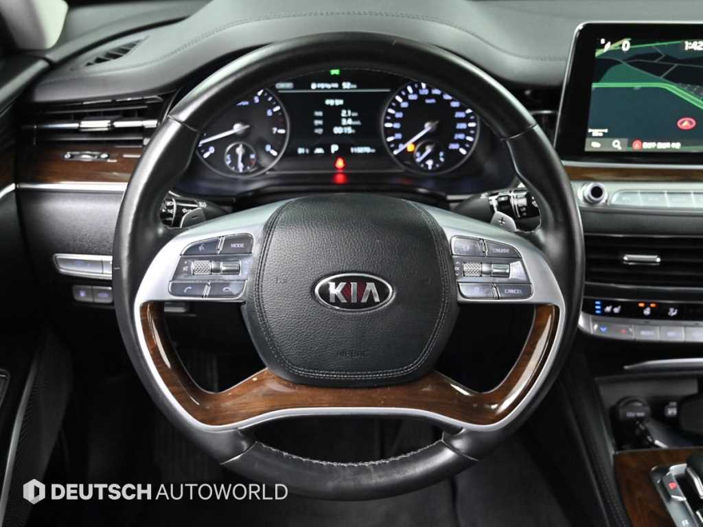Kia K9 — photo 13