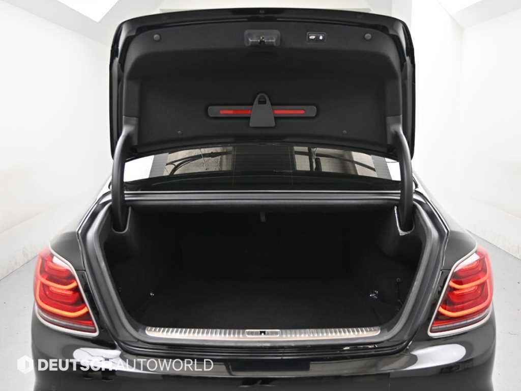 Kia K9 — photo 19