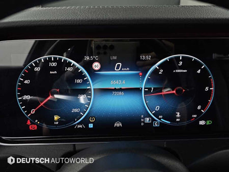 Mercedes-Benz E-Class — photo 08