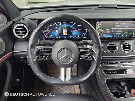 Mercedes-Benz E-Class — photo 13