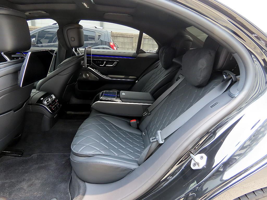 Mercedes-Benz S-Class — photo 06