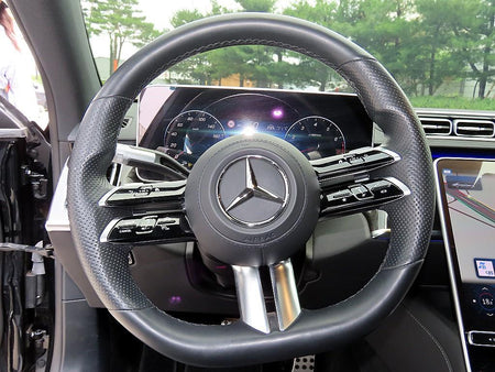 Mercedes-Benz S-Class — photo 08