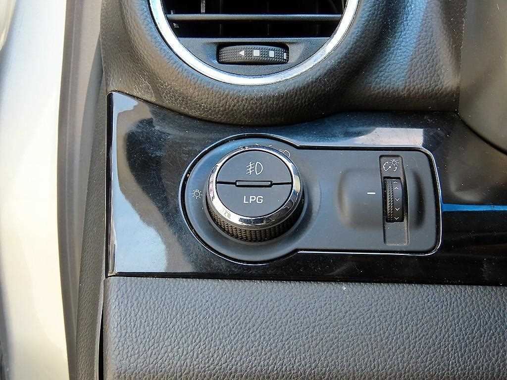 CHEVROLET Orlando — photo 12