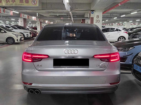 Audi A4 — photo 04