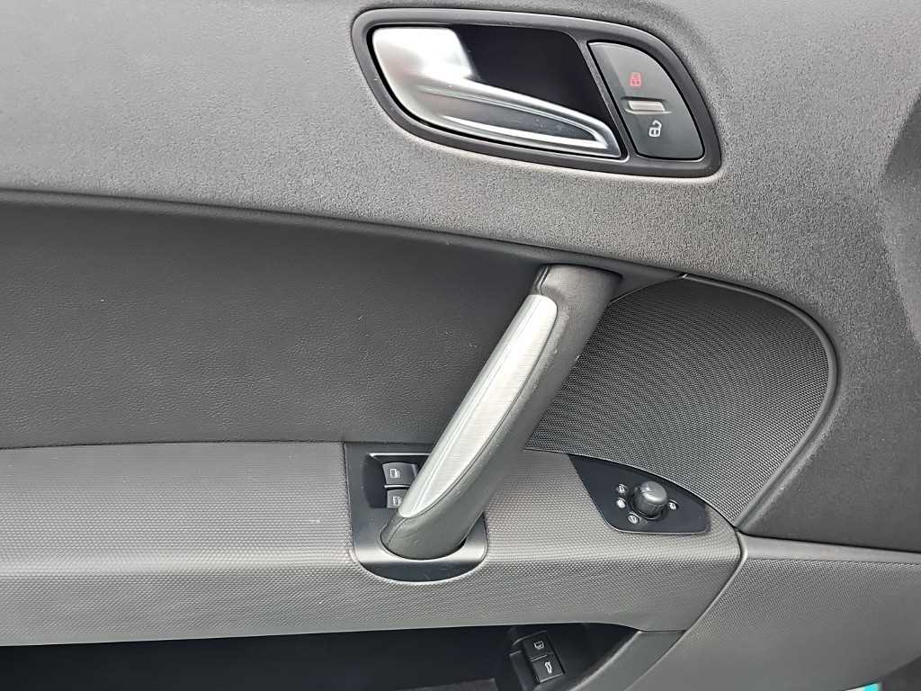 Audi TT — photo 14