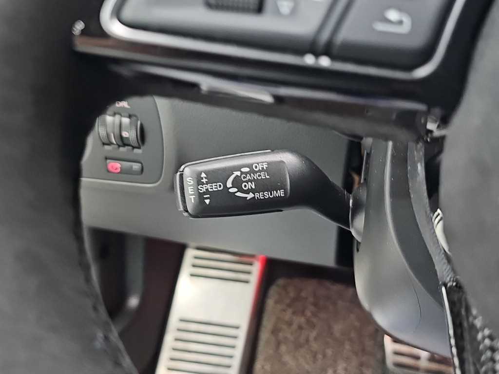 Audi TT — photo 16