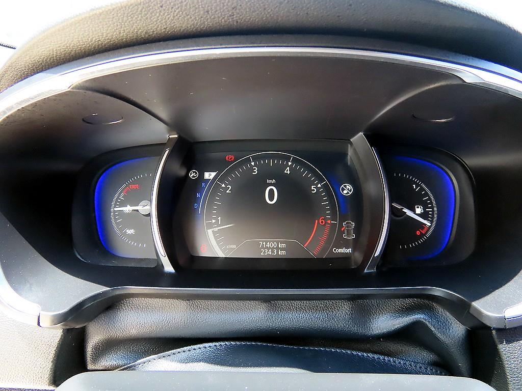 RENAULT SM6 — photo 09