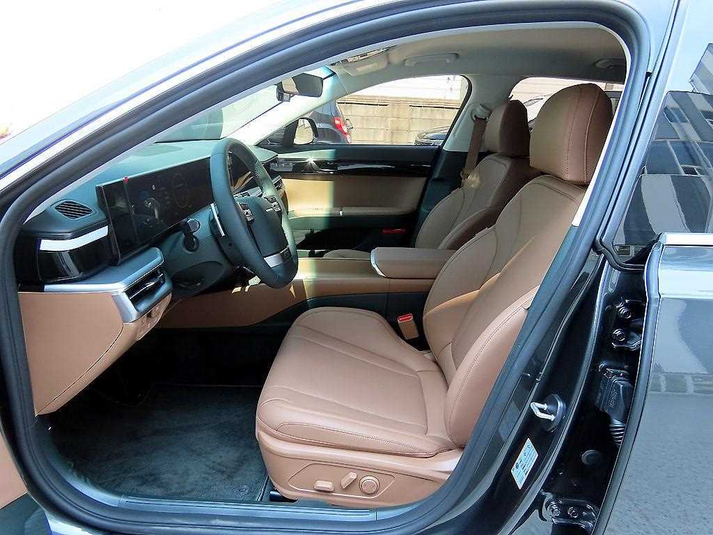 Hyundai Grandeur — photo 05