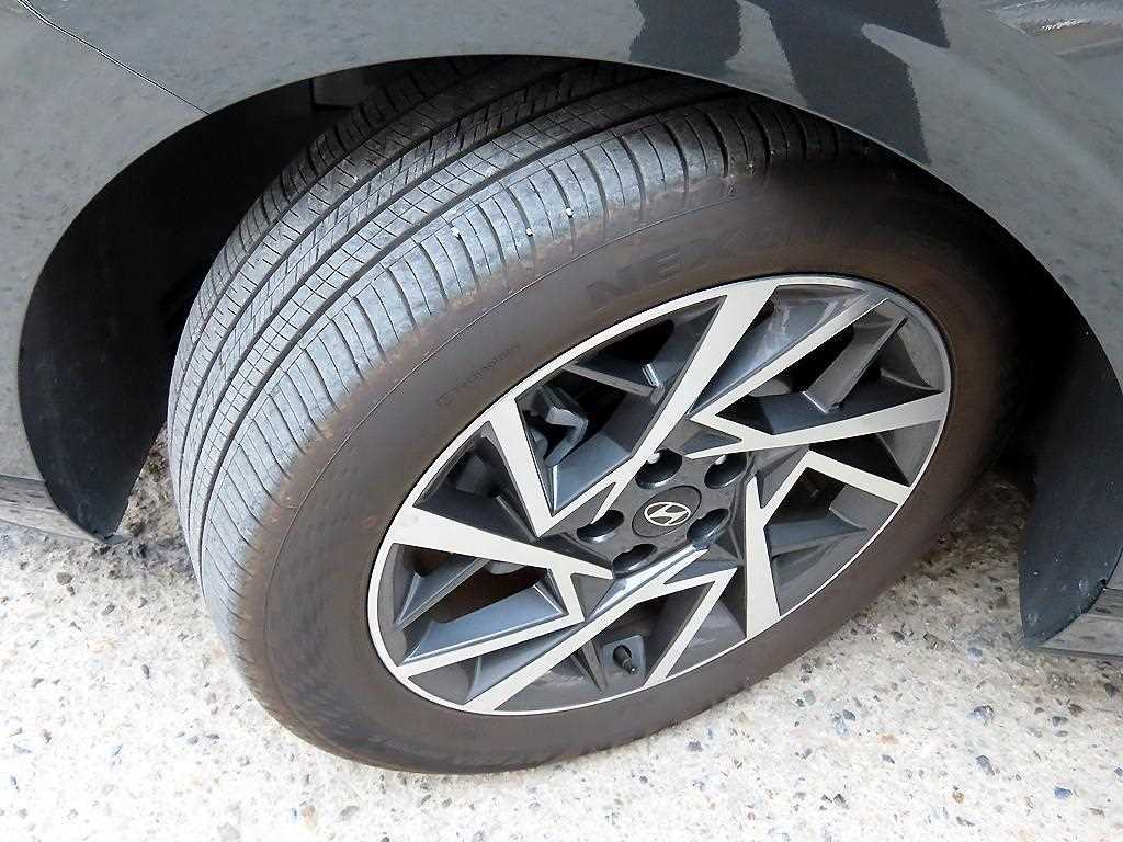 Hyundai Grandeur — photo 19