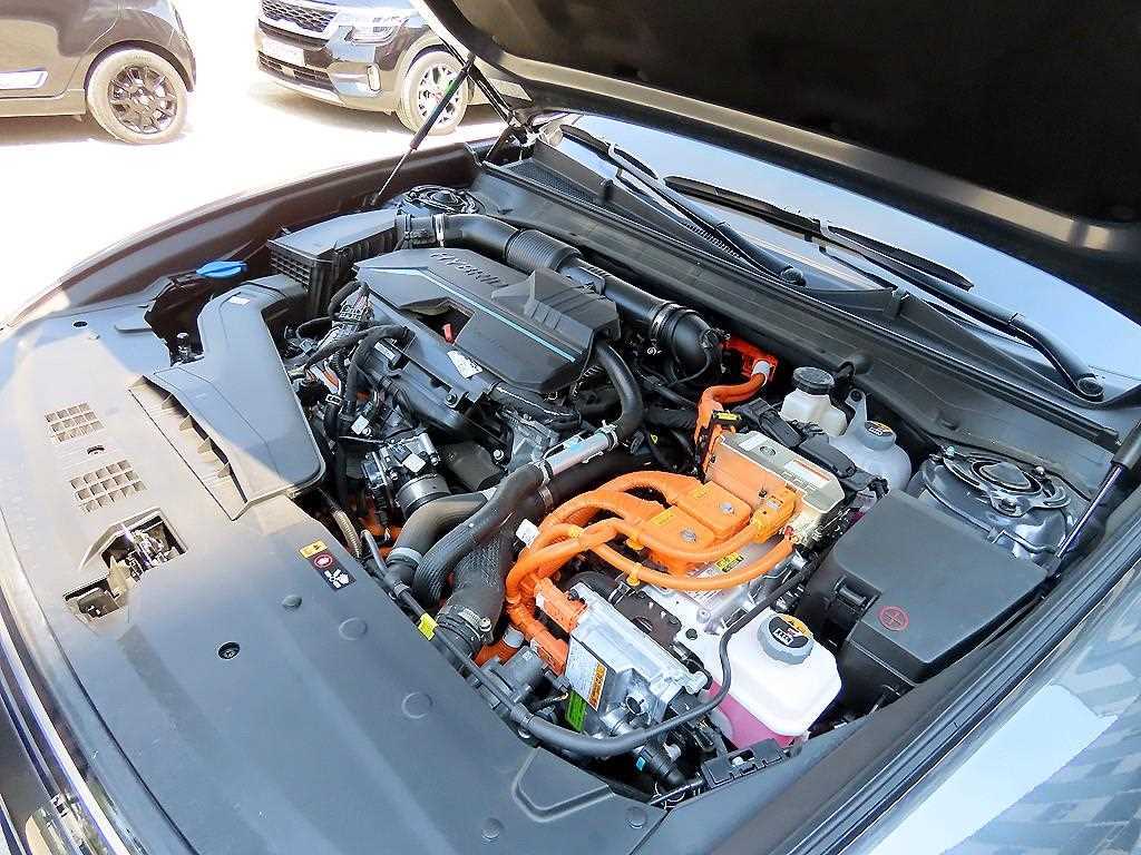 Hyundai Grandeur — photo 20