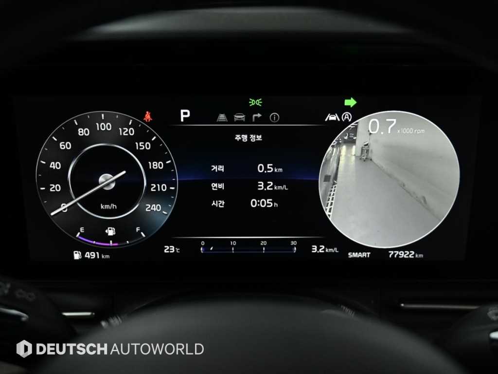 Kia Carnival — photo 08