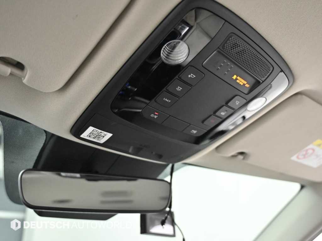 Kia Carnival — photo 18