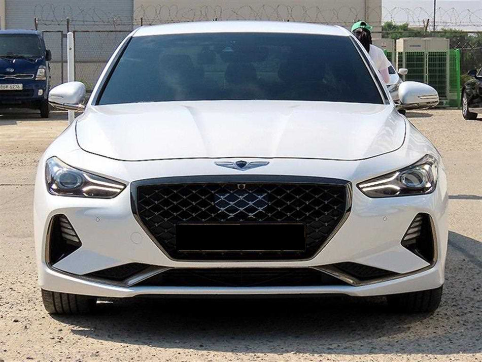 Genesis G70 — photo 01