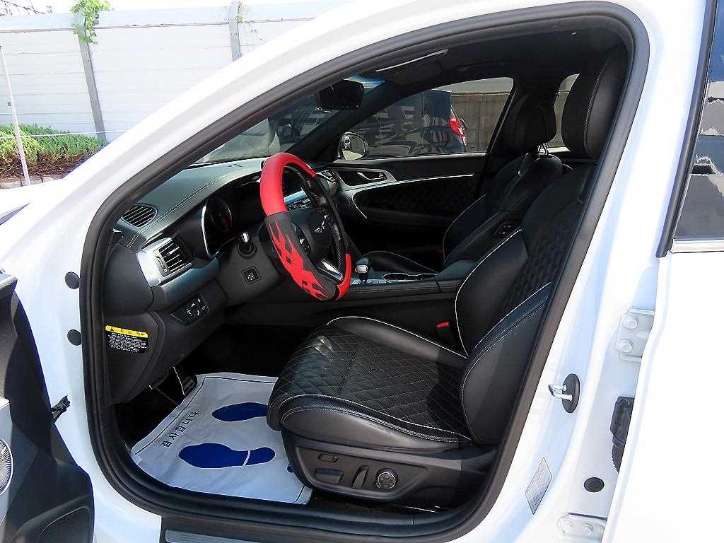Genesis G70 — photo 05