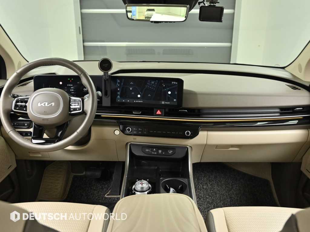 Kia Carnival — photo 07