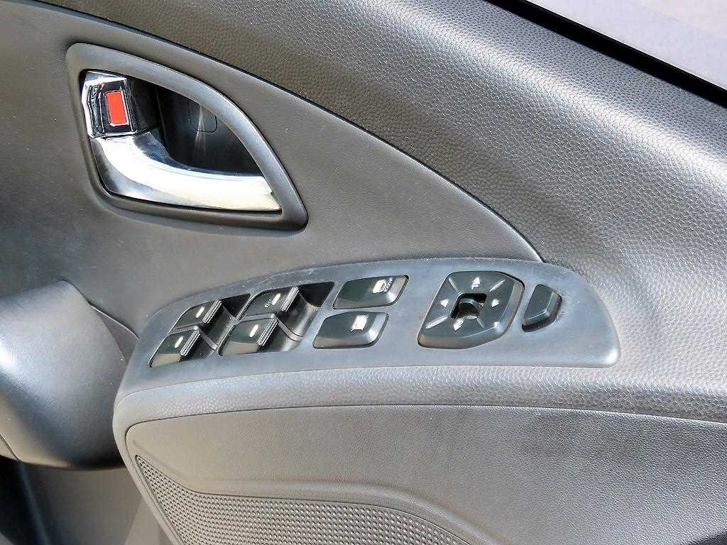 Hyundai Tucson — photo 11