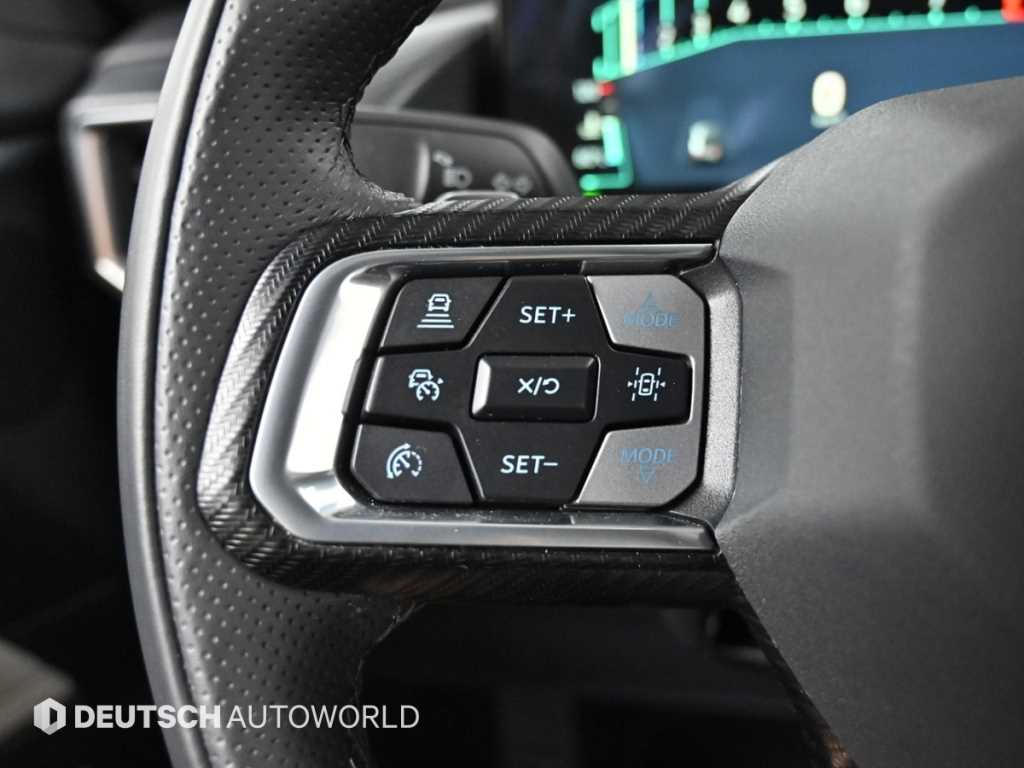 Ford Mustang — photo 16