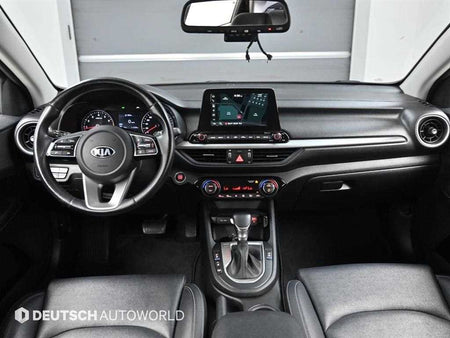 Kia K3 — photo 07
