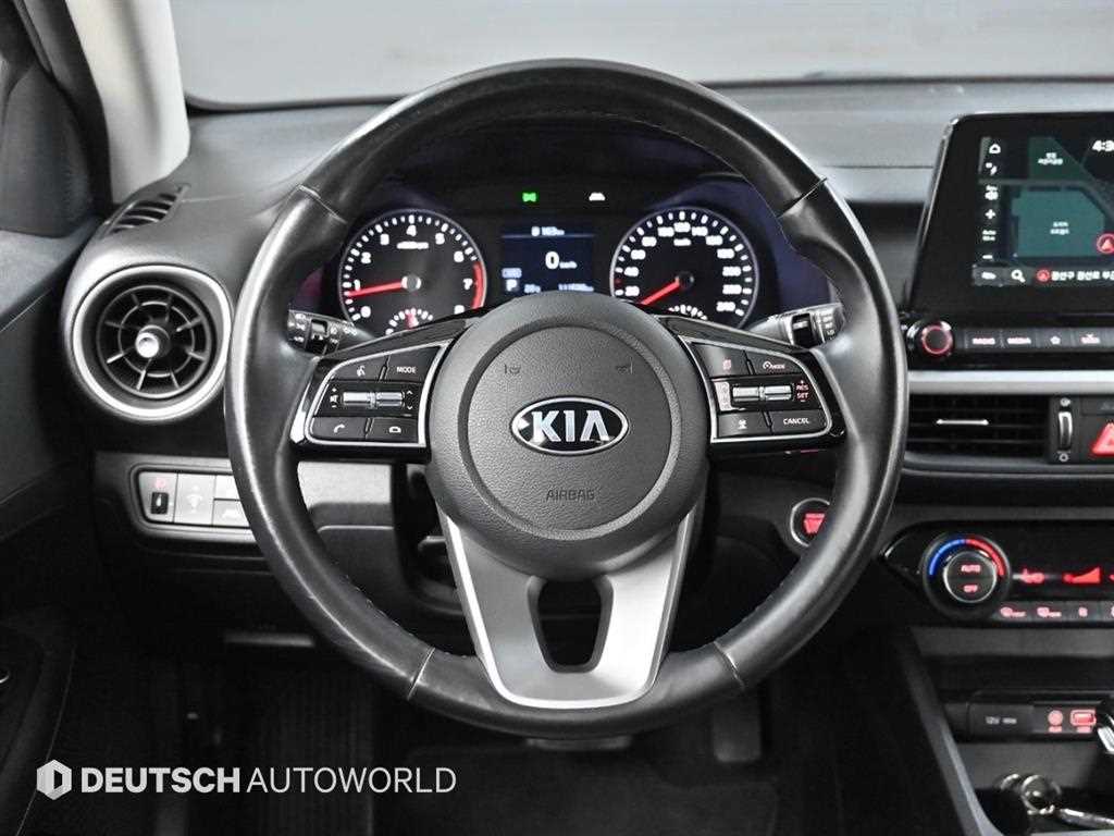 Kia K3 — photo 13