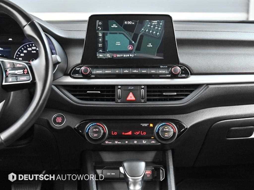 Kia K3 — photo 14