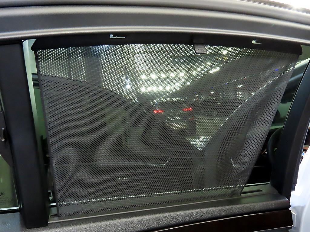 BMW 5-Series — photo 16