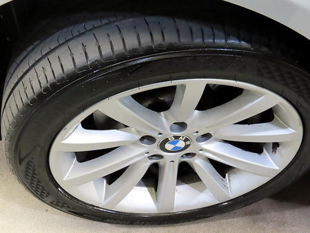 BMW 5-Series — photo 20