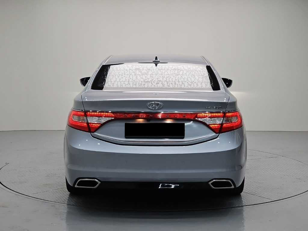 Hyundai Grandeur — photo 03