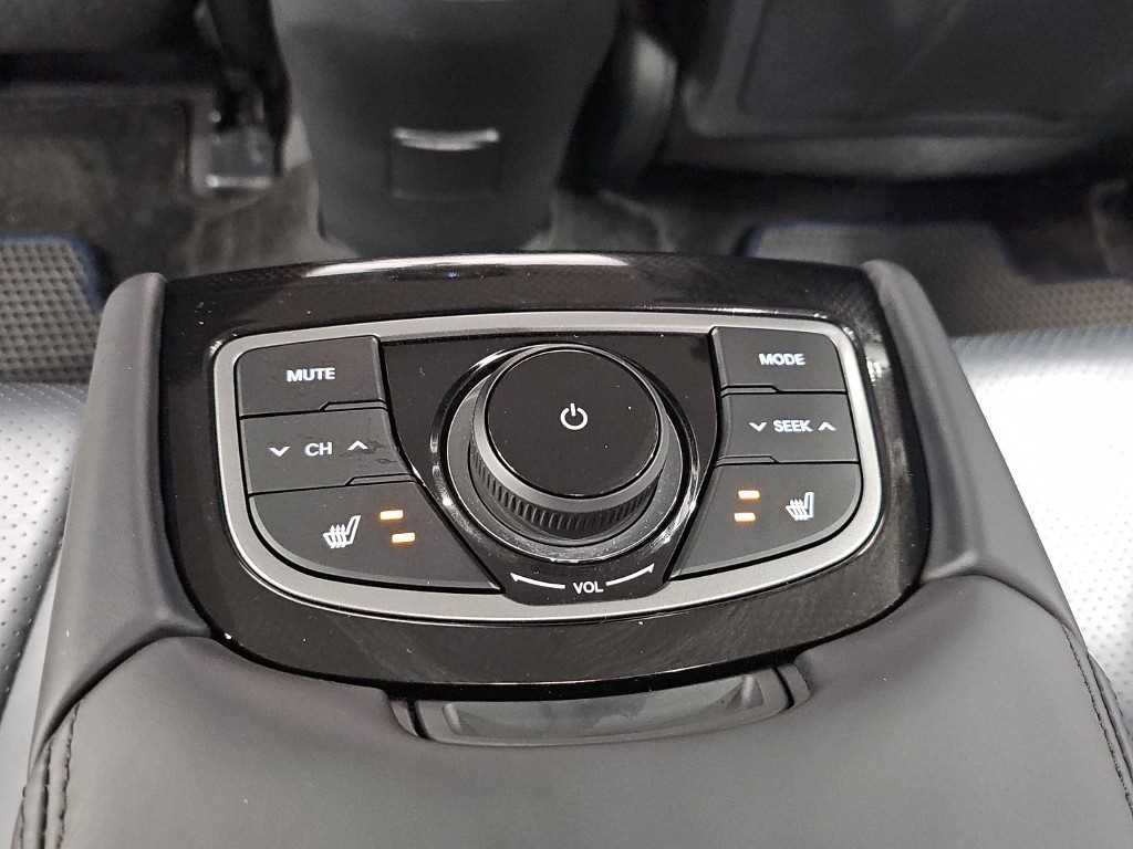 Hyundai Grandeur — photo 13
