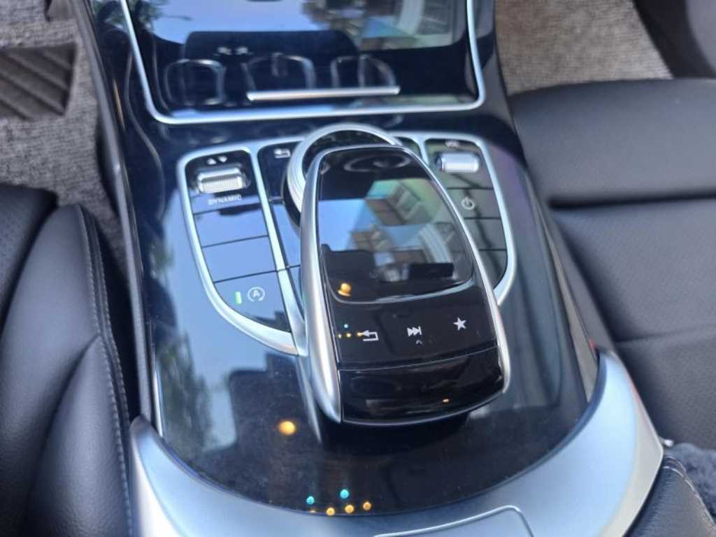 Mercedes-Benz C-Class — photo 15