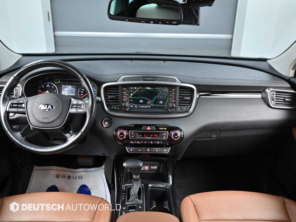 Kia Sorento — photo 07