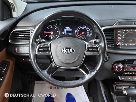 Kia Sorento — photo 13