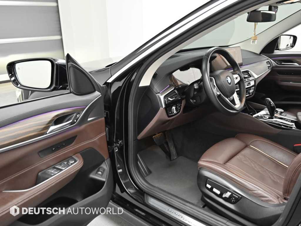 BMW Gran Turismo — photo 11