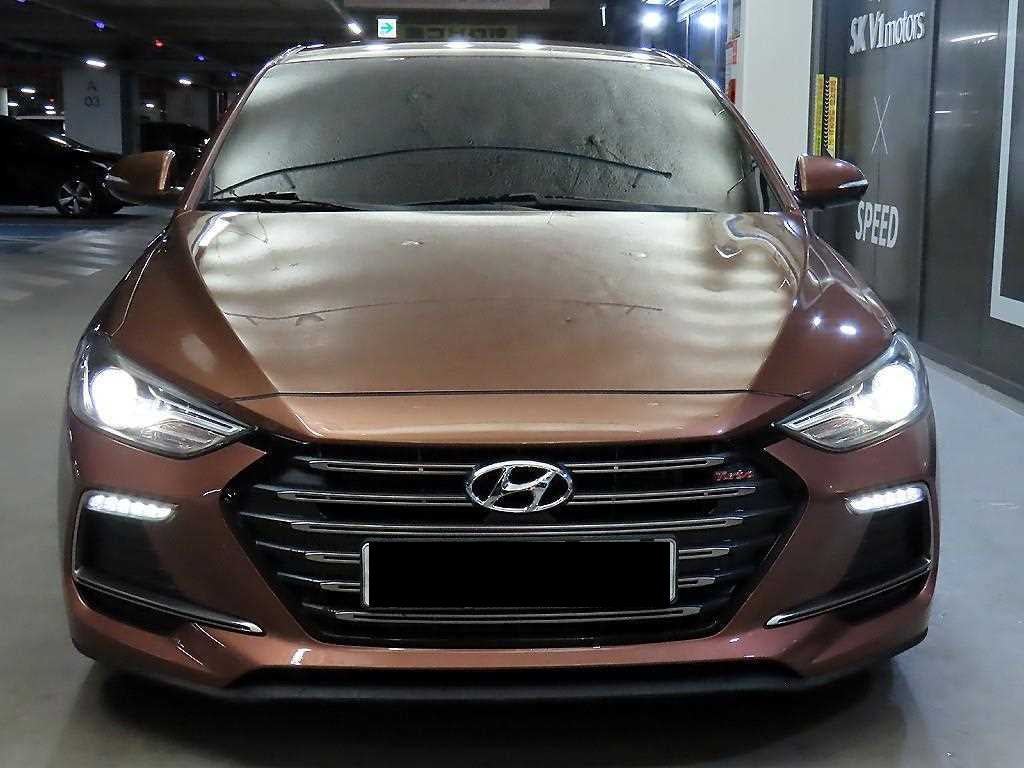 Hyundai Avante — photo 02