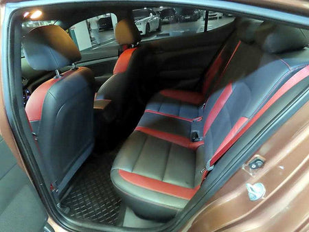 Hyundai Avante — photo 07