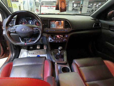 Hyundai Avante — photo 10
