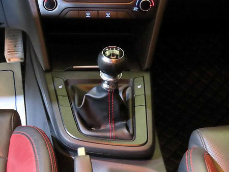 Hyundai Avante — photo 12