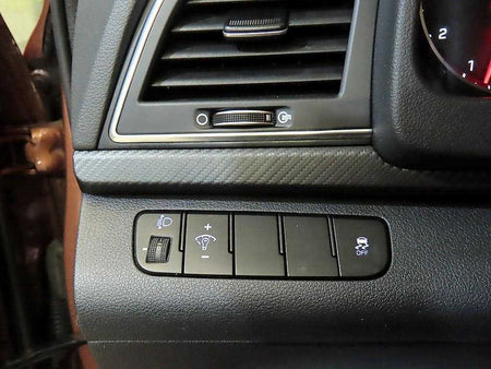 Hyundai Avante — photo 16